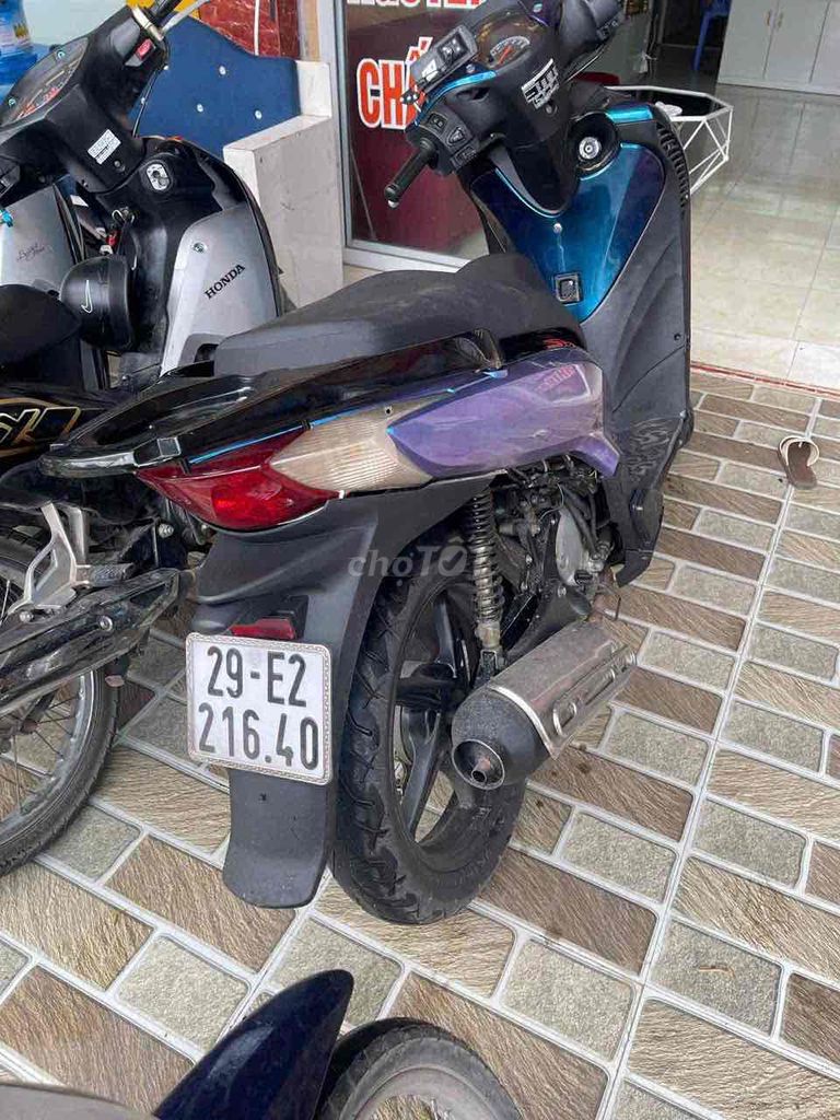 Honda SH 125 độ vỏ lên 150 để lâu nên lúc nổ lúc k. Mua bán Xe máy tại Huyện Tiên Lãng Hải Phòng được đăng bởi Thùy Linh Cary hình 1