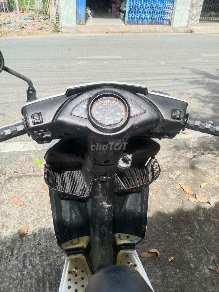 Honda Click 110 Trắng biển 95 máy êm ru. Mua bán Xe máy tại Quận Cái Răng Cần Thơ được đăng bởi Cầm Đồ Minh Tấn hình 4