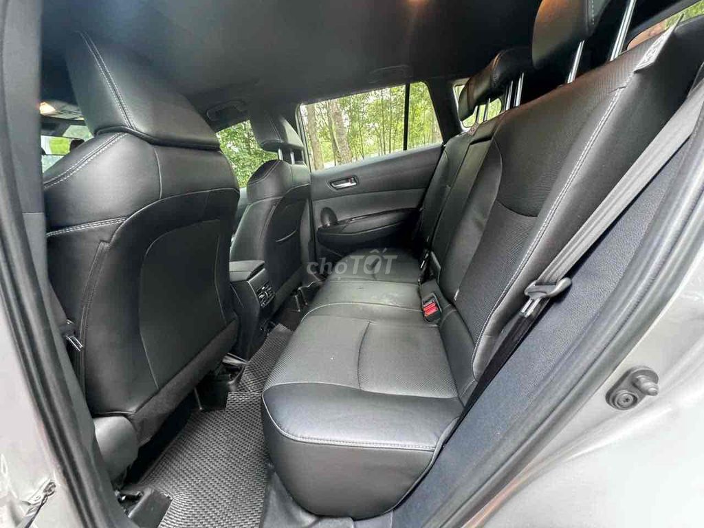 Toyota Corolla Cross 2022 1.8V - 39000 km. Mua bán Ô tô tại Thành phố Thủ Dầu Một Bình Dương được đăng bởi Huỳnh Minh Được hình 5