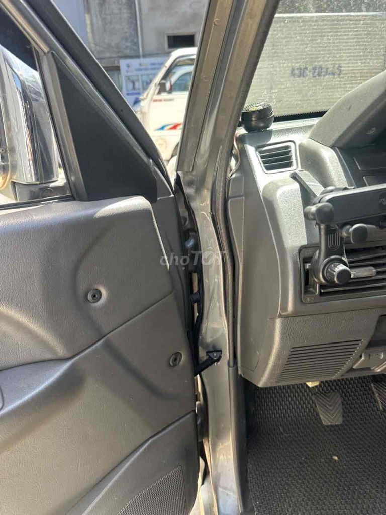 Mitsubishi Pajero 2004 photo 3