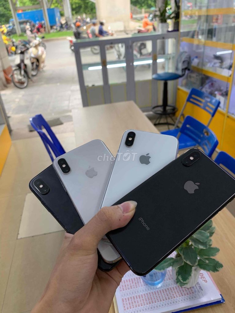 Xả kho iPhone Xs 100% quốc tế full chức năng