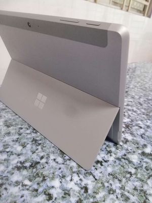 Laptop  Surface Go likenew