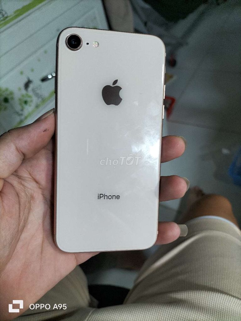 Iphone 8 baipasa kog sài sim..850k