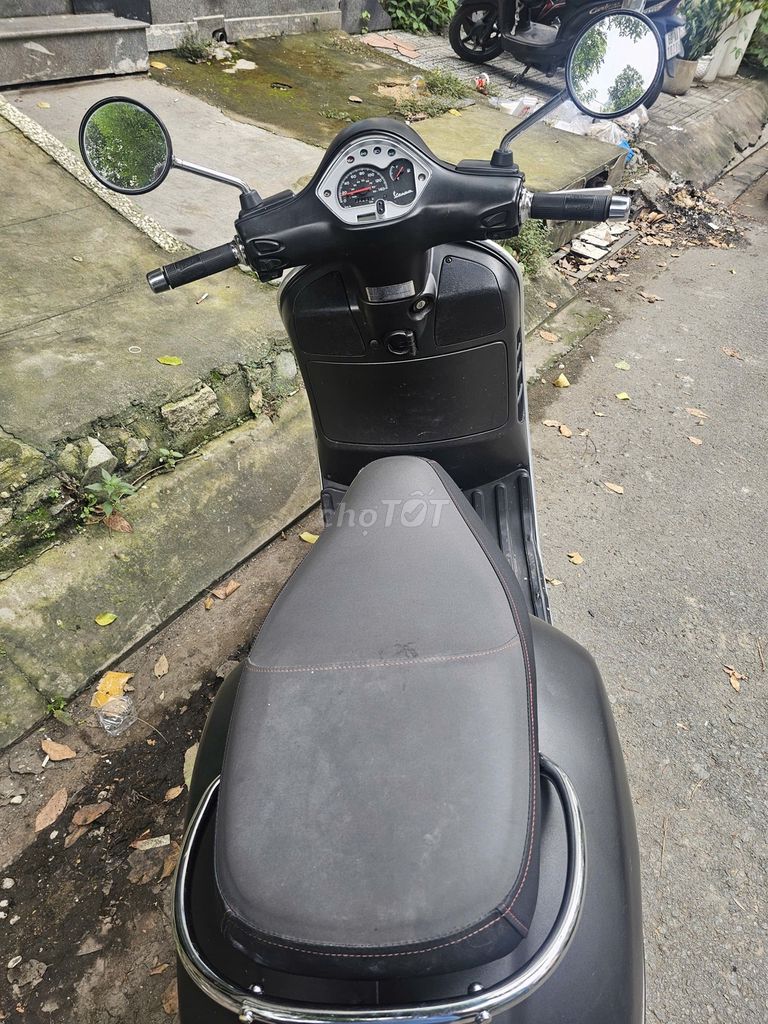 Piaggio GTS 125 Super 2016 -  Xám - BSTP. Mua bán Xe máy tại Quận Bình Thạnh Tp Hồ Chí Minh được đăng bởi Nguyen Huu Tien hình 4