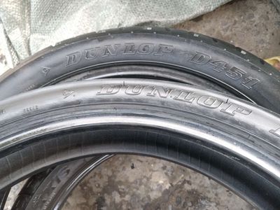 Lốp xe máy Dunlop D451 SH Ý