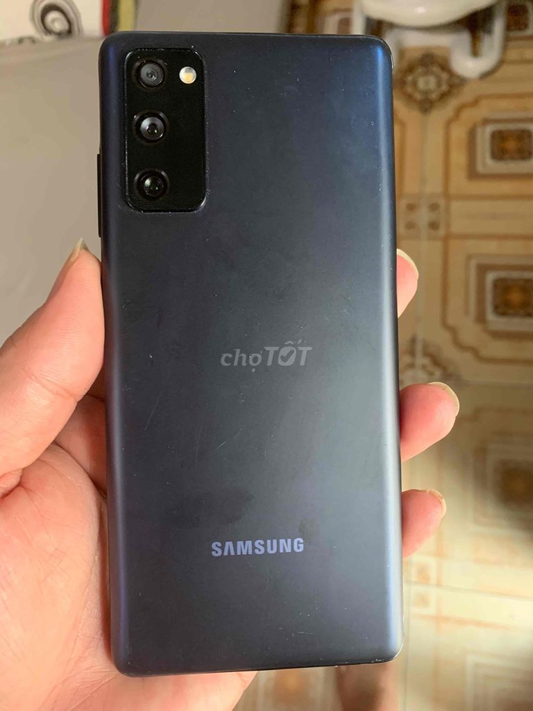 Samsung Galaxy S20 FE 5G ram 8/128gb. Mua bán Điện thoại tại Quận Hoàng Mai Hà Nội được đăng bởi Phạm Như Tiến hình 1