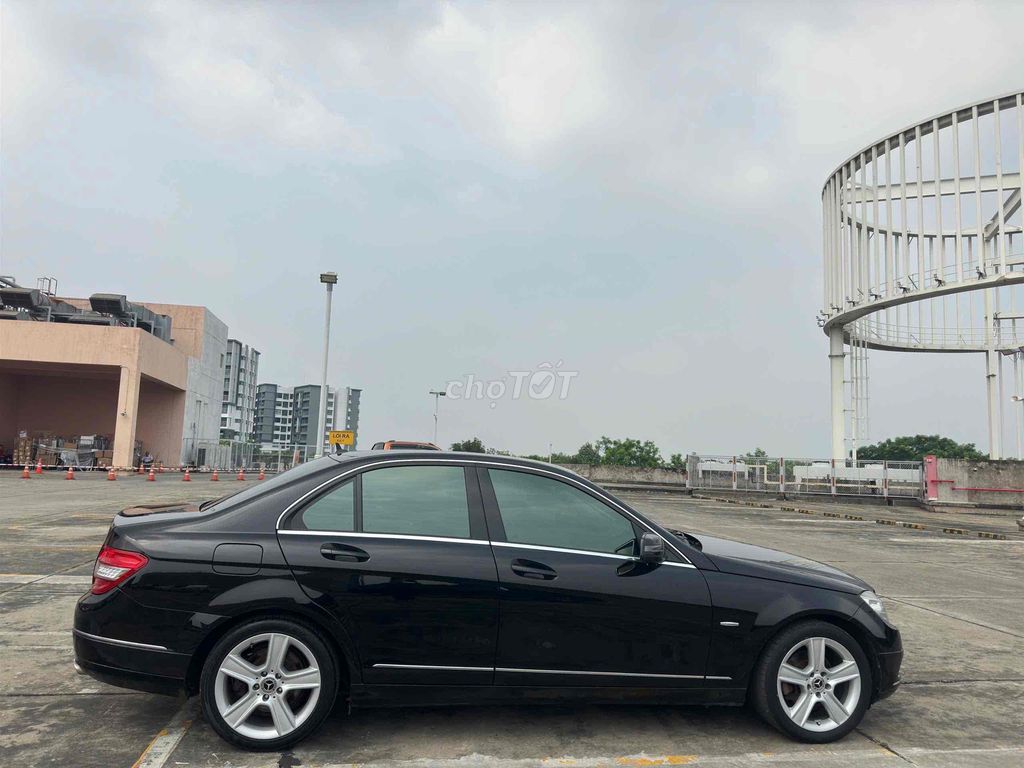 Mercedes Benz C Class 2009 - 150000 km