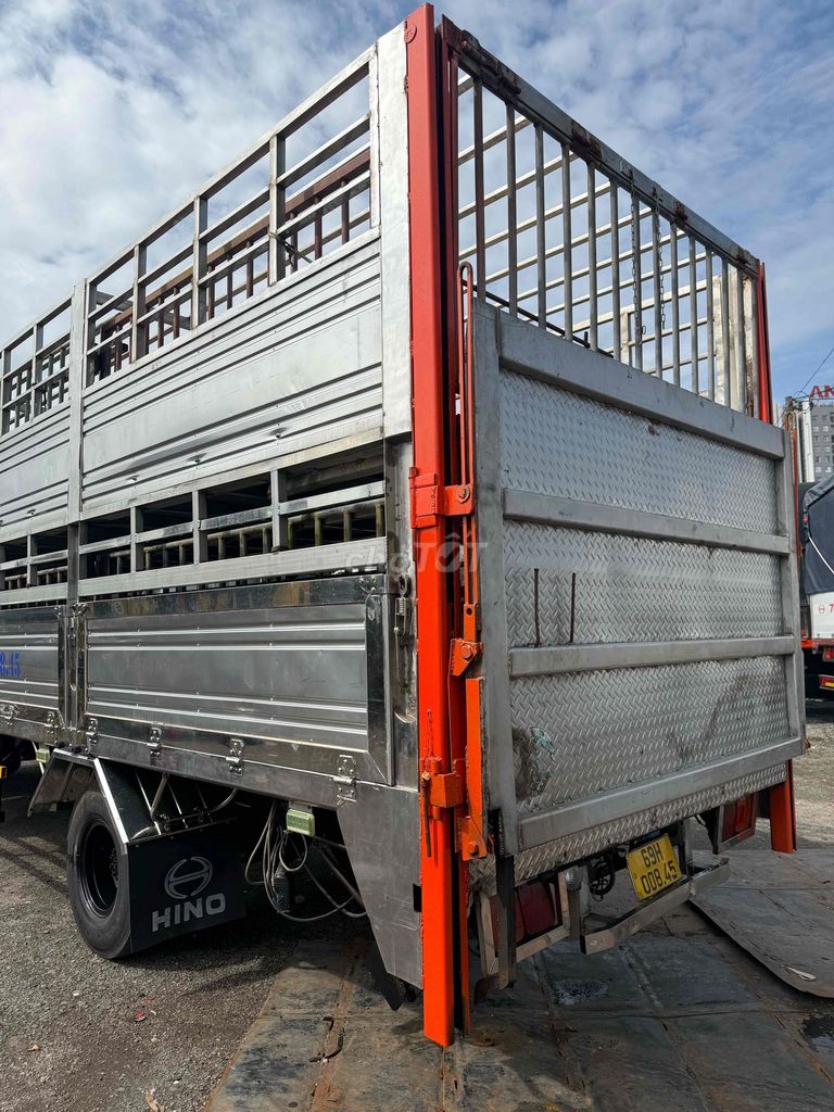 Hino FC 2021 Tải 5.5 tấn. xe chở gia cầm 2tầng ino. Mua bán Xe tải, xe ben tại Huyện Bình Chánh Tp Hồ Chí Minh được đăng bởi Bãi Xe Ô tô Cường Phát hình 2