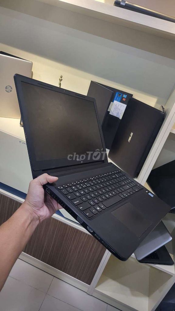 Dell Vostro Core I5 th7 8G 128G 15.6" Vga AMD 2G