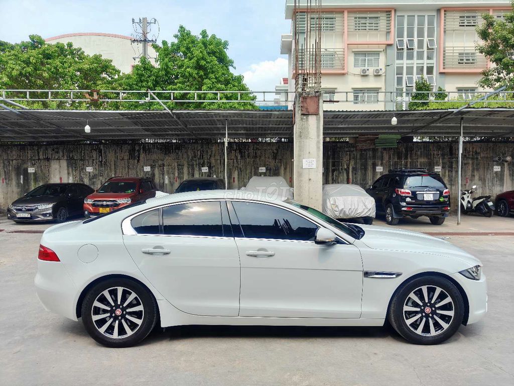 Jaguar Xe sx 2015 nhập anh quốc. Mua bán Ô tô tại Quận 4 Tp Hồ Chí Minh được đăng bởi Cuong Ly  hình 6