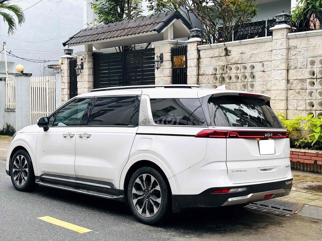 Kia Carnival 2023 Signature 2.2D - 50000 km. Mua bán Ô tô tại Quận Hải Châu Đà Nẵng được đăng bởi Lê kha hình 2