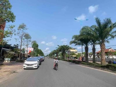 Cho thuê kho mặt tiền đường lớn Trường Chinh. Cho thuê văn phòng, mặt bằng kinh doanh tại Thành phố Quảng Ngãi Quảng Ngãi được đăng bởi Tân Nhật Minh BĐS