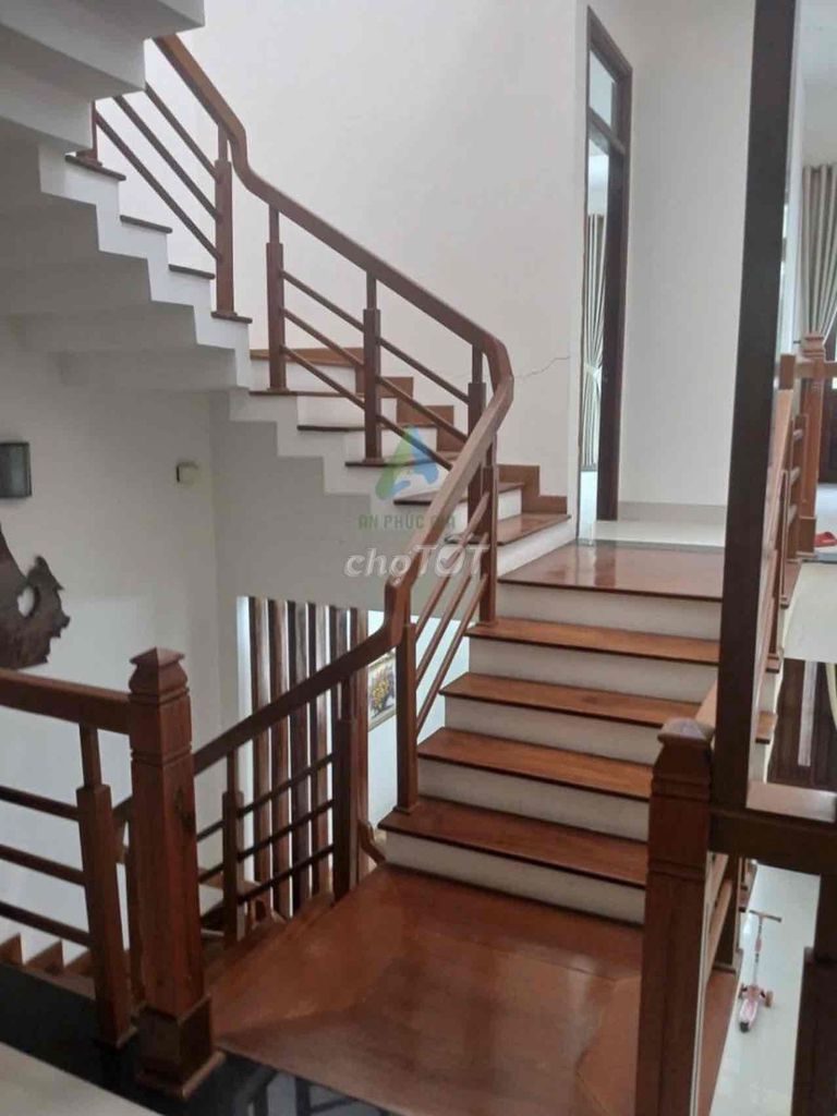 Аренда · 3 комн. · 90 м² · Quận Cẩm Lệ, ул. Đường Hồ Sĩ Dương
