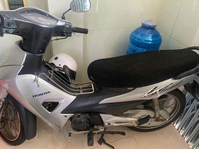 Xe wave nguyên zin 2008 làm wave kiểng, biển số TP. Mua bán Xe máy tại Quận 8 Tp Hồ Chí Minh được đăng bởi Tống Hellen