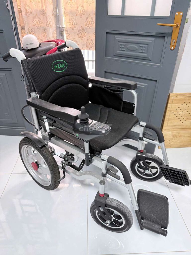 Xe lăn điện HT-02 (HD-W68061) Đen. Mua bán Đồ chuyên dụng, Giống nuôi trồng tại Thành phố Biên Hòa Đồng Nai được đăng bởi Lai Chí Khìn hình 1