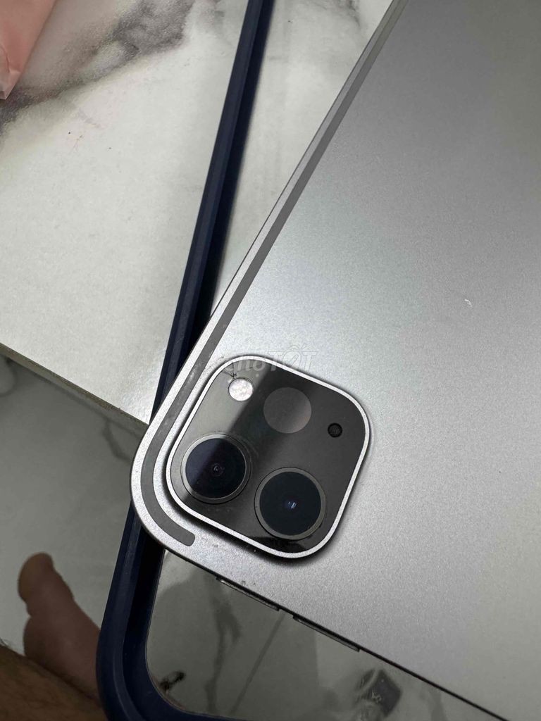 ipad pro M2. c tình trạng mình ghi ở dưới. Mua bán Máy tính bảng tại Quận 4 Tp Hồ Chí Minh được đăng bởi thành nguyễn hình 2