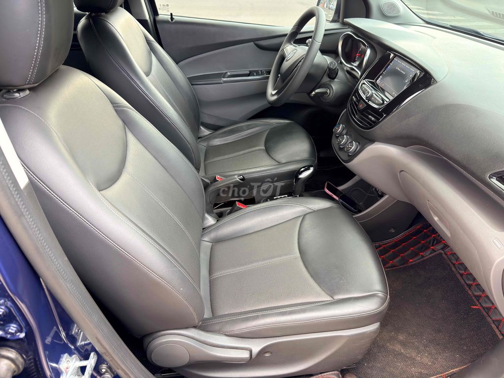 VinFast Fadil 2022 - 31000 km. Mua bán Ô tô tại Thành phố Buôn Ma Thuột Đắk Lắk được đăng bởi đạt lê hình 14