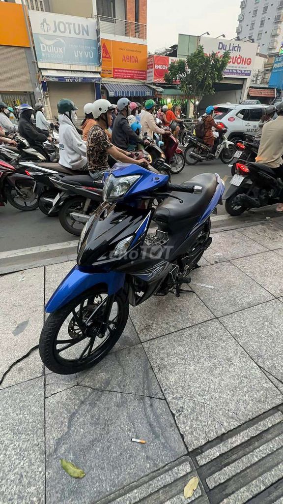 Suzuki Axelo 2017 mới 90% biển số thành phố. Mua bán Xe máy tại Quận Tân Phú Tp Hồ Chí Minh được đăng bởi Tuanduy hình 6