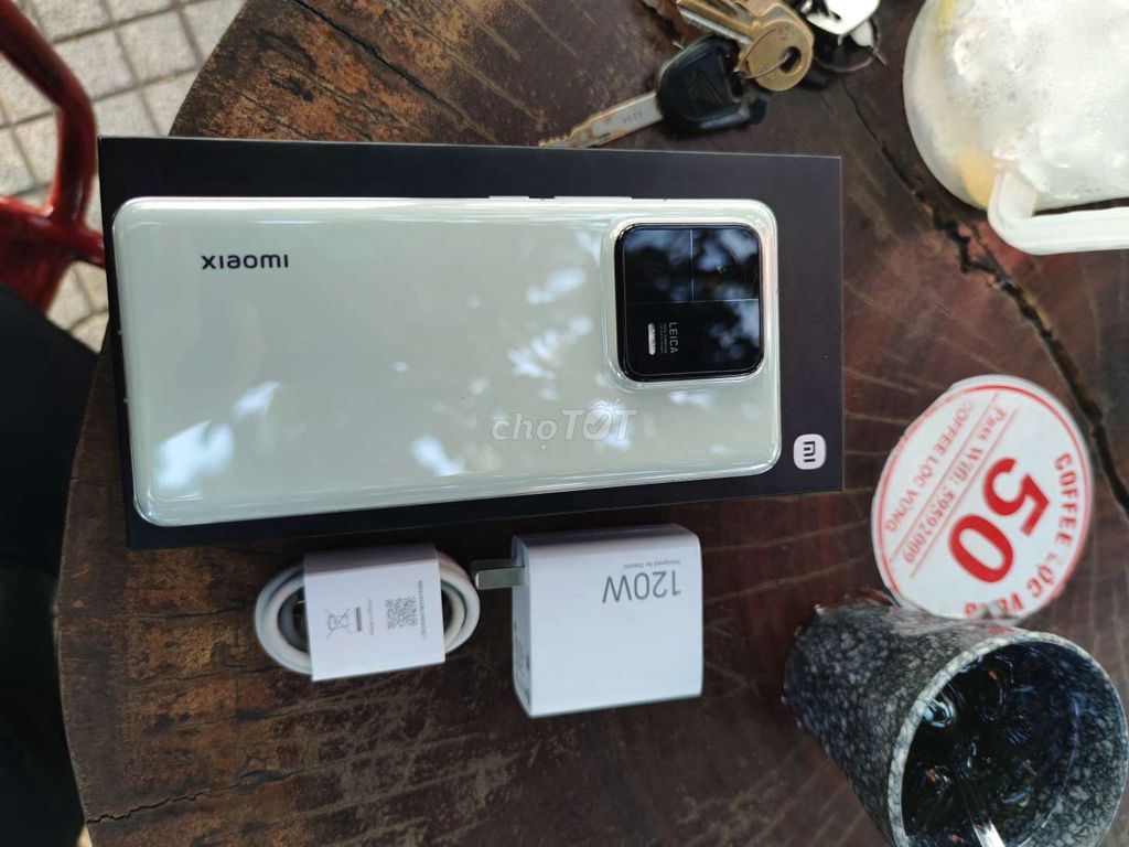 Sell & Trade Xiaomi 13 Pro 8/128 fullbox sạc 120W