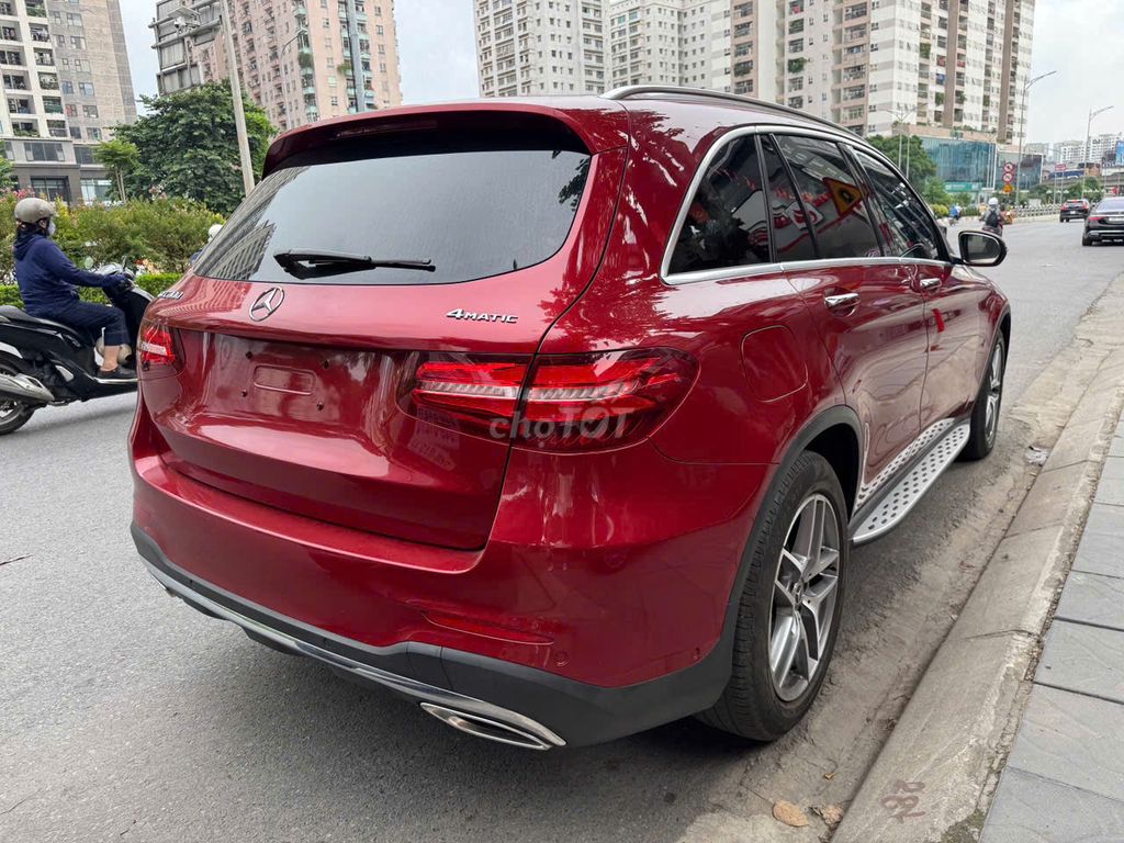 Mercedes Benz GLC Class 2017 300 - 55000 km. Mua bán Ô tô tại Quận Thanh Xuân Hà Nội được đăng bởi Nguyễn Tuấn Hoàng hình 10