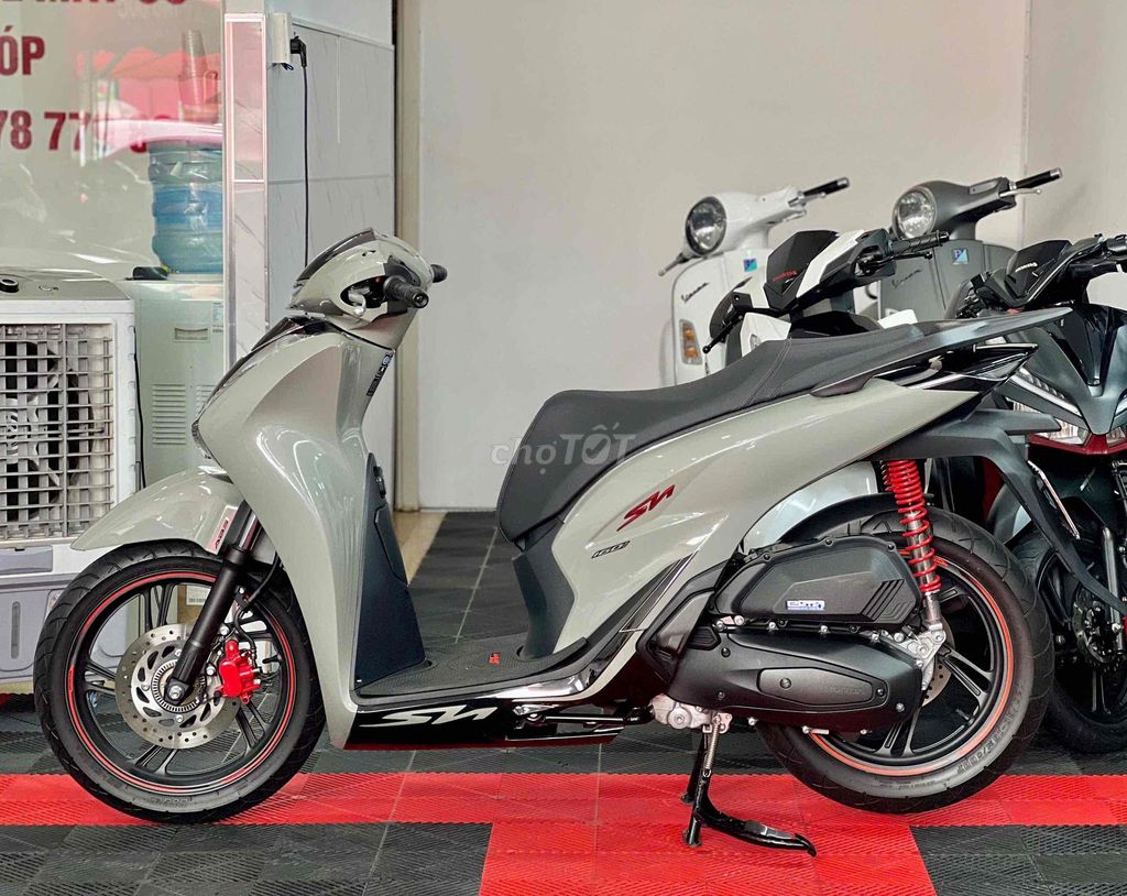 💥SH160i ABS đời 2023 BSTP chính chủ xe lướt💥