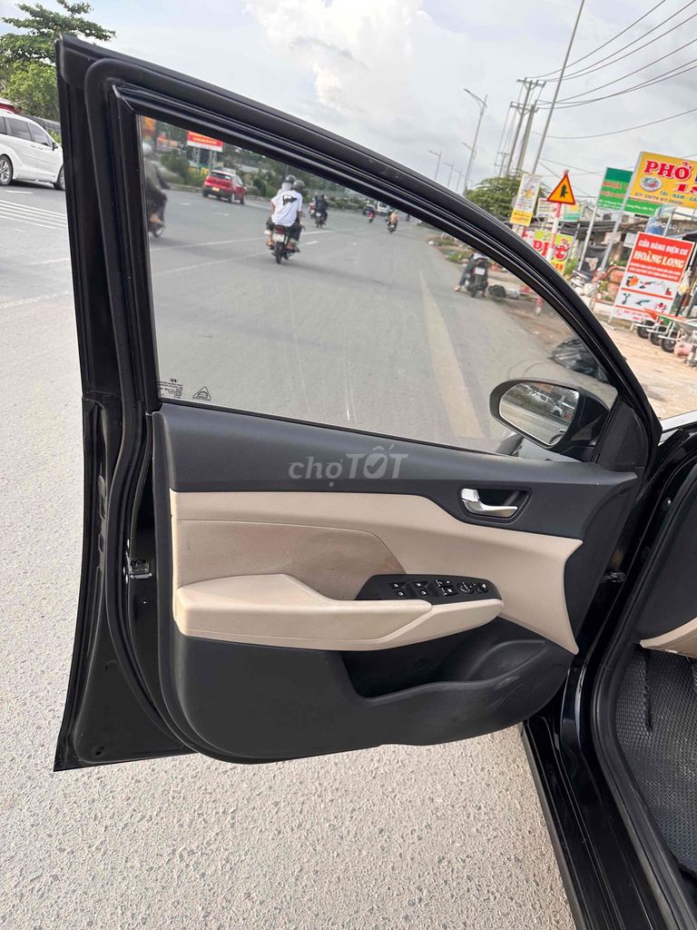 Cần bán xe Accent 1.4MT đời:12/2018 xe còn rất đẹp. Mua bán Ô tô tại Quận Cái Răng Cần Thơ được đăng bởi ÔTÔ PHÚC SƠN  TP CẦn Thơ  hình 9