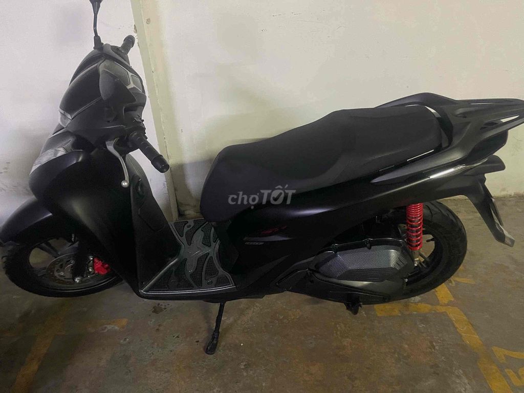 Honda SH160i 2024 черный Вьетнам