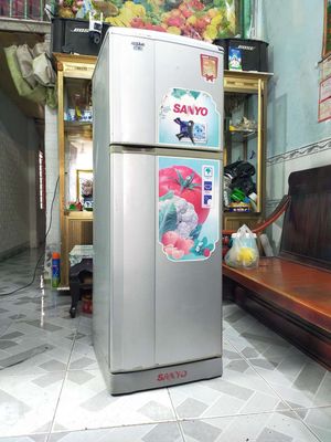 Tủ lạnh Sanyo 170l máy móc nguyên zin sạch sẽ tiết