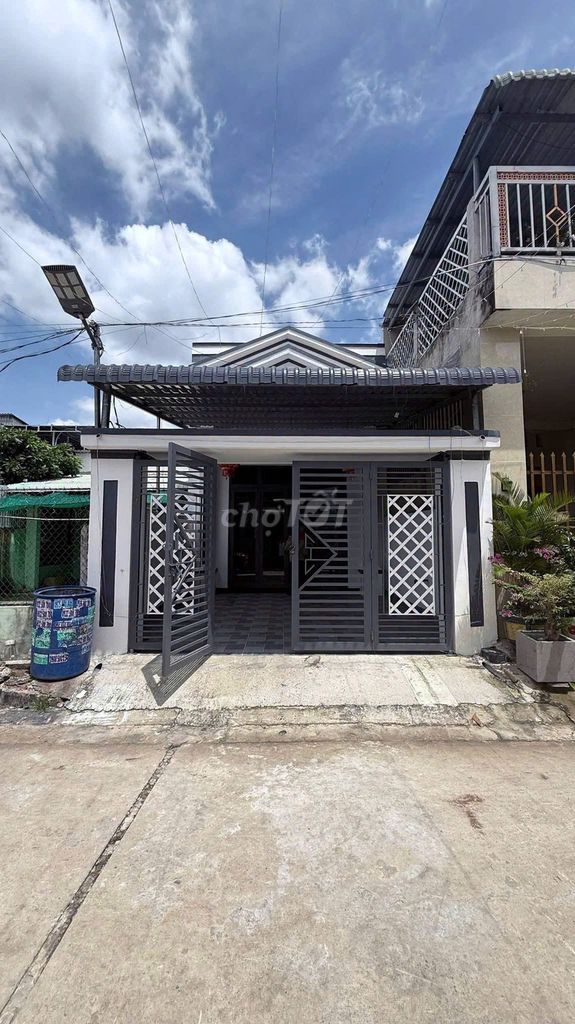 BÁN NHÀ NÀY NGAY CHANGSHIN THẠNH PHÚ 5X20m, TRẢ TRƯỚC 300TRIỆU
