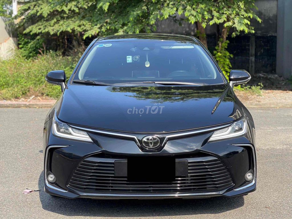 Corolla Altis 2022 1.8V siêu mới nội thất kem 2,6v