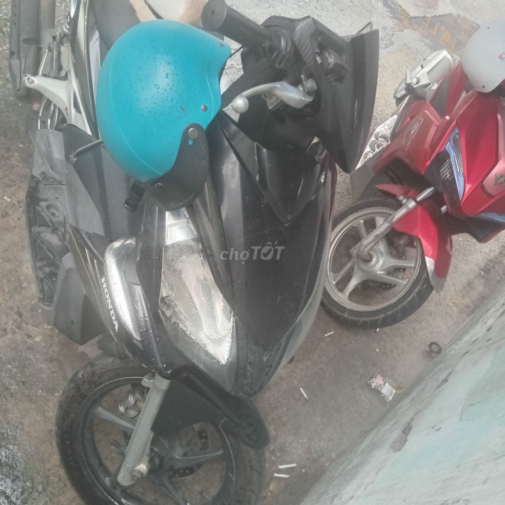 Мопед Honda Air Blade
