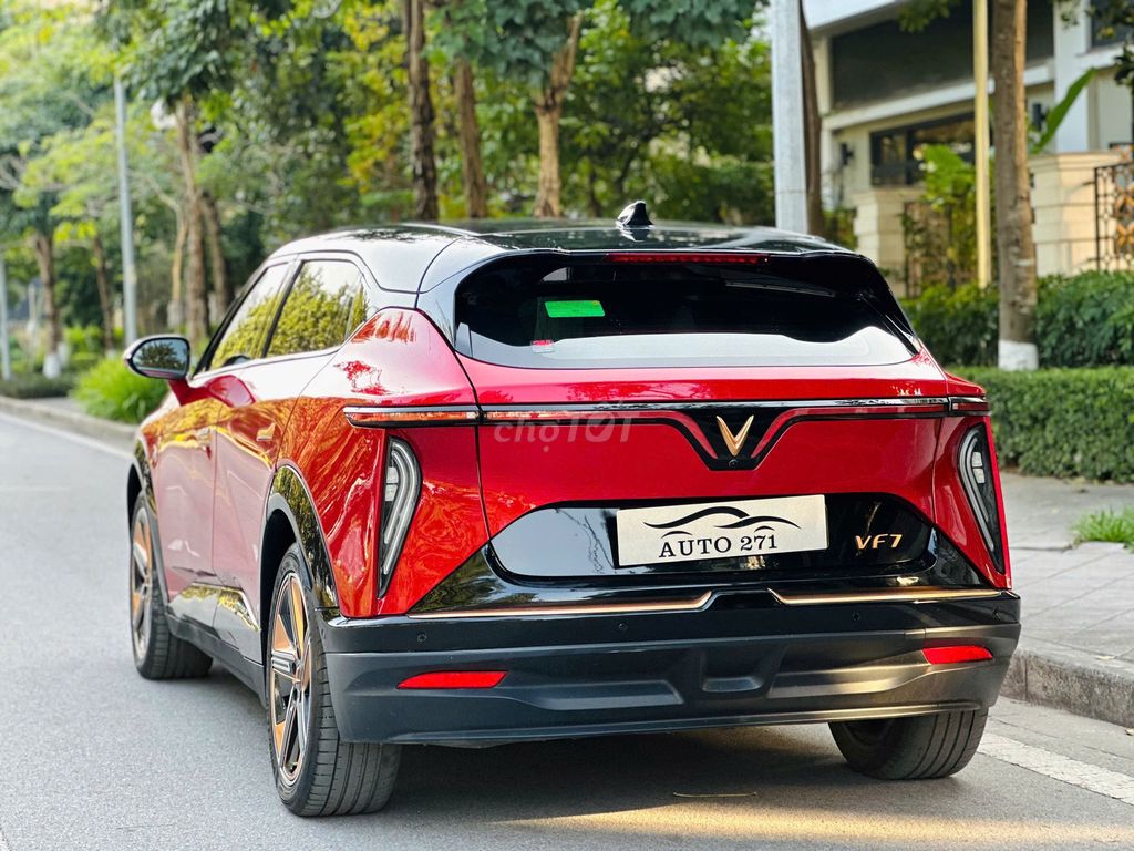 VinFast VF7 2024 Plus - 37000 km. Mua bán Ô tô tại Quận Bắc Từ Liêm Hà Nội được đăng bởi Nguyễn Văn Hoàng hình 5