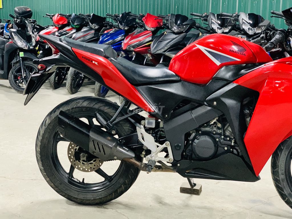 XE MÁYTHANH TÙNG_CBR 150 ĐỎ NHẬP THÁI BIỂN 29. Mua bán Xe máy tại Quận Nam Từ Liêm Hà Nội được đăng bởi THANH TÙNG hình 2