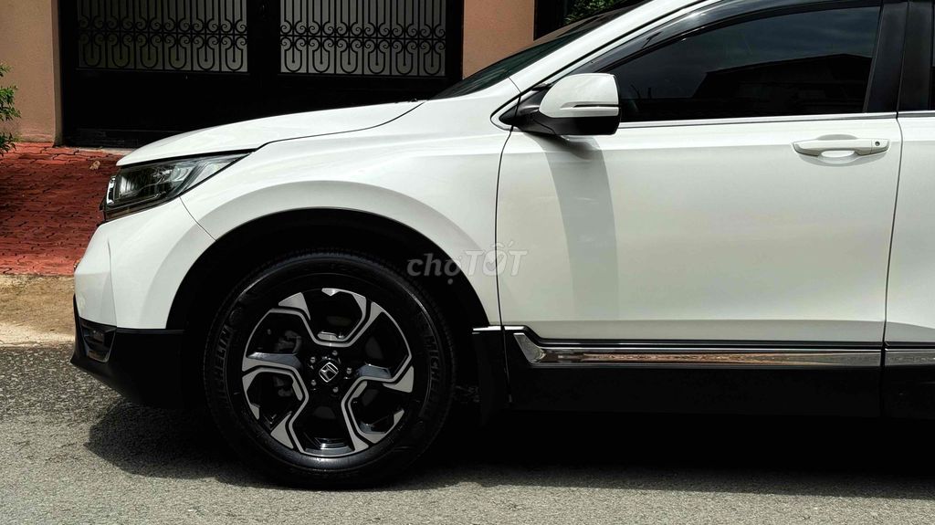 Honda CRV phiên bản L - chất Zin/Đẹp. Mua bán Ô tô tại Quận 7 Tp Hồ Chí Minh được đăng bởi Trần Văn Hoàng hình 2