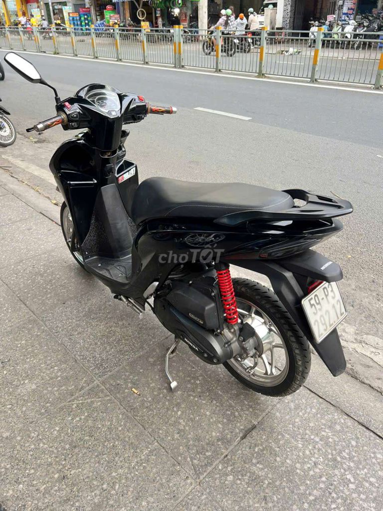 vision Bản cao cấp 2022 mới 90% Bstp chính chủ. Mua bán Xe máy tại Quận Tân Phú Tp Hồ Chí Minh được đăng bởi Tuanduy hình 5