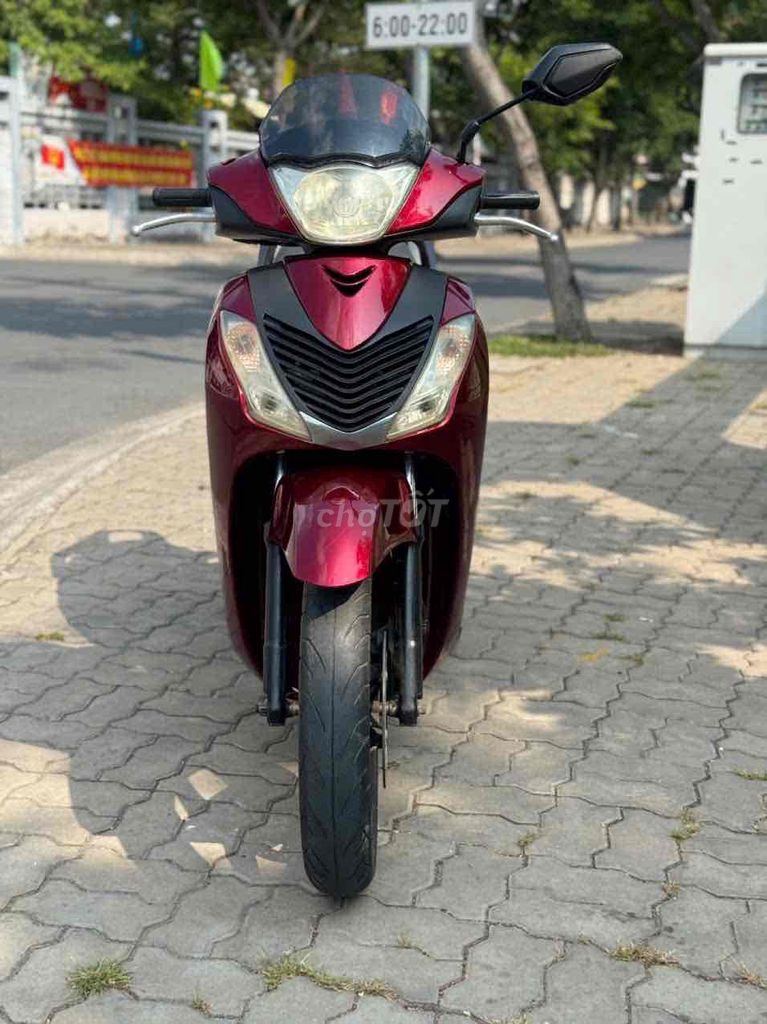 Хонда SH 125 2017 красная