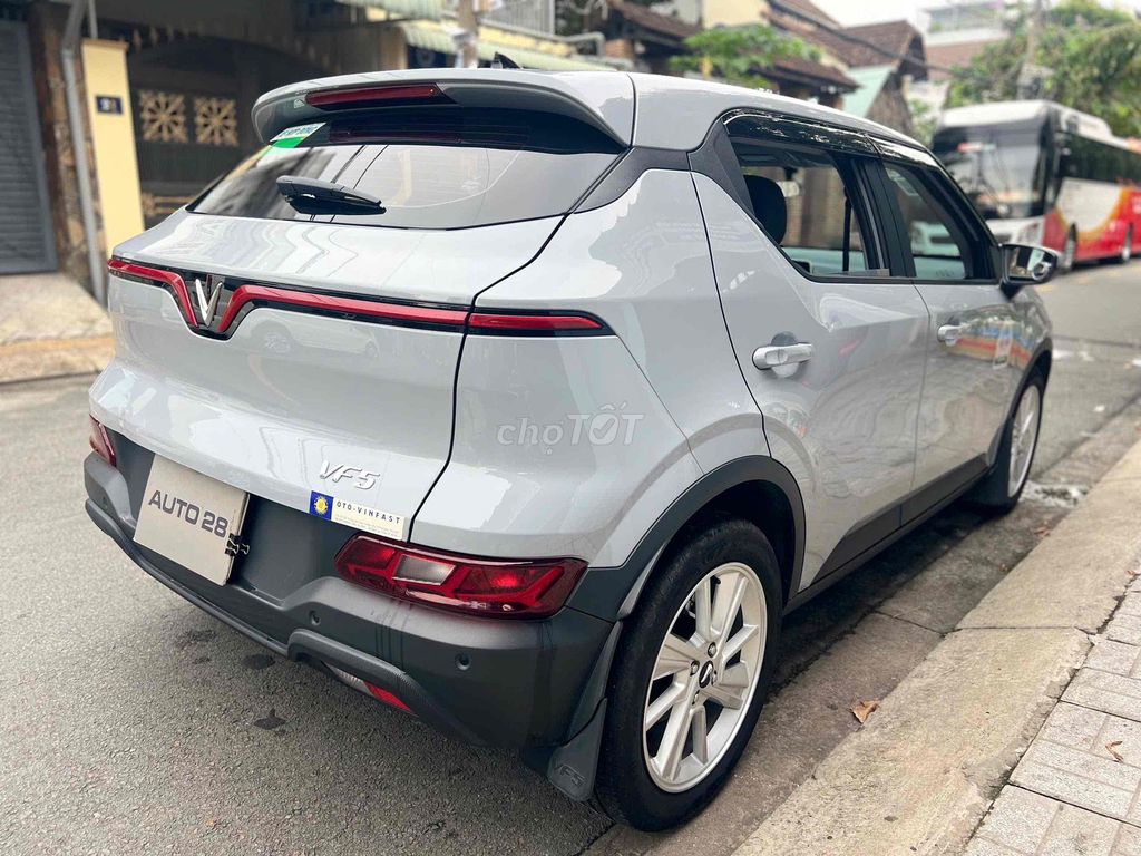 VinFast VF5 Plus 2025 Серый 37.000 км