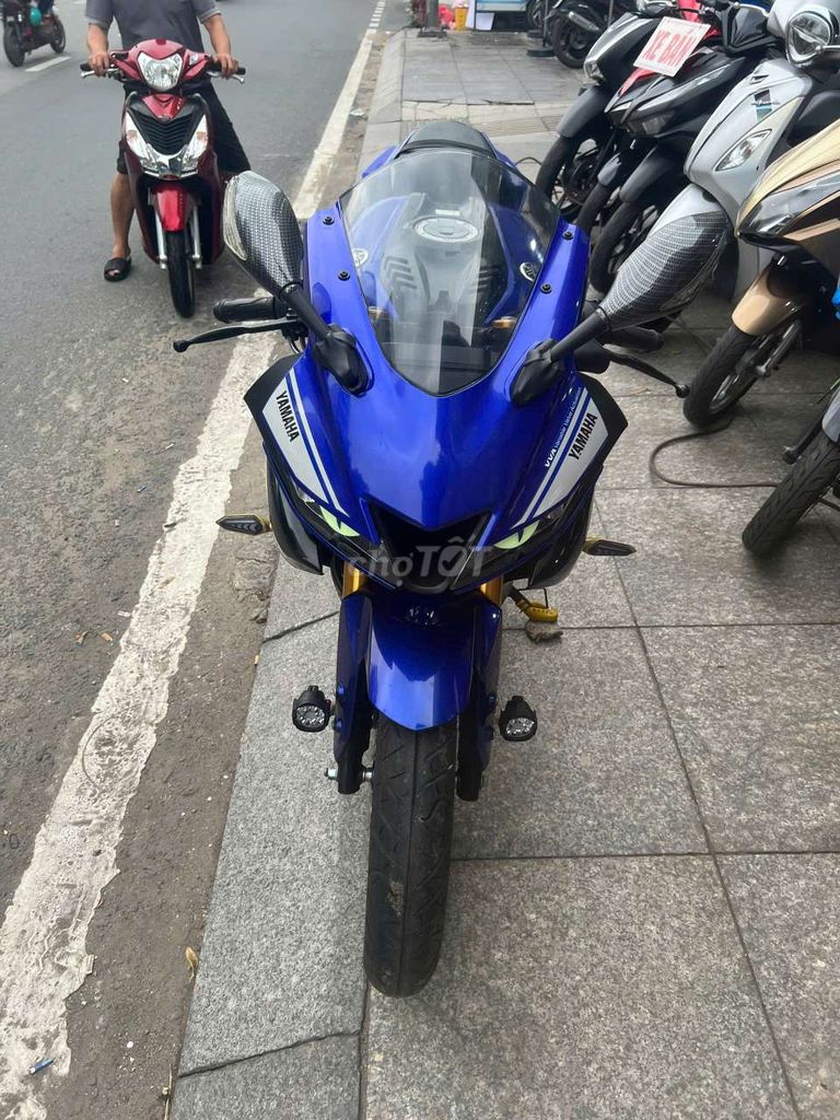 Yamaha r15 v3 150 2020 mới 90% Bstp chính chủ. Mua bán Xe máy tại Quận Tân Phú Tp Hồ Chí Minh được đăng bởi Tuanduy hình 2
