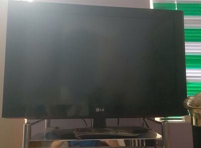 tivi 32 inch LG. Mua bán Tivi, Âm thanh tại Quận Tân Phú Tp Hồ Chí Minh được đăng bởi Tin