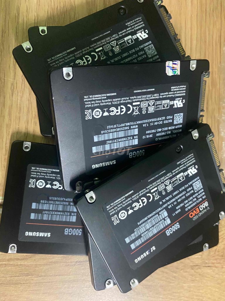 Ổ cứng SSD Samsung 500G evo hàng zin us Win 10