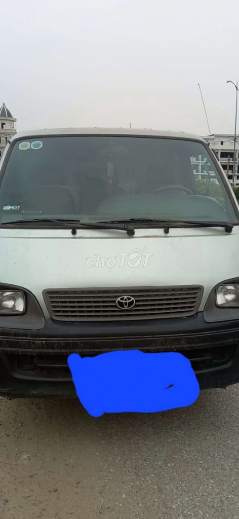 Bán toyota .còn 2 năm