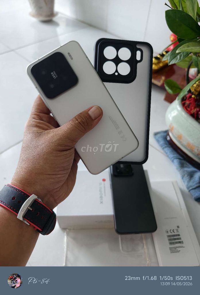 Xiaomi Mi 15 256GB Trắng + Đen. Mua bán Điện thoại tại Huyện Long Hồ Vĩnh Long được đăng bởi ptiteck hình 1
