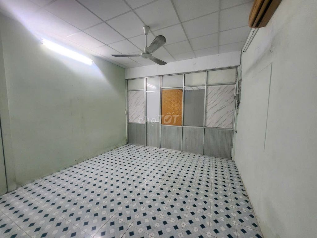 Аренда · 3 комн. · 90 м² · Quận Bình Thạnh, ул. Hẻm 22 Đường Huỳnh Đình Hai