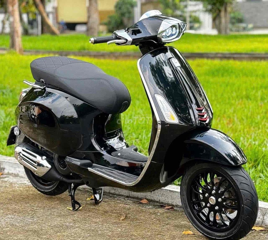 vespa 2017 bstp 9c kiễng đẹp zin nợ xấu trả50% ạ. Mua bán Xe máy tại Quận Bình Tân Tp Hồ Chí Minh được đăng bởi Xe Máy Qúy Le hình 1