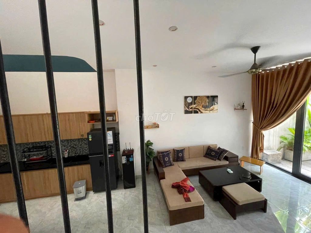 Аренда · 3 комн. · 100 м² · Quận Cẩm Lệ, ул. Đường Diên Hồng