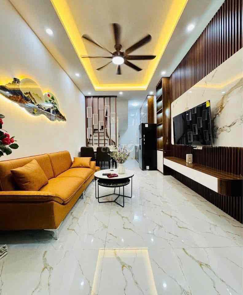 Cực ngon so với tầm tiền khu vực Minh Khai 30m -5 tầng -3 ngủ gần chợ