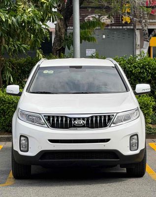 Kia Sorento 2020 2.4 GAT Deluxe Trắng