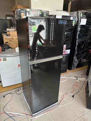 Tủ Lạnh Toshiba inverter 233L mới full thùng