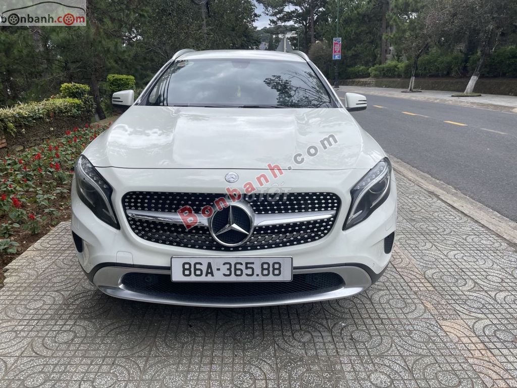 Mercedes Benz GLA class GLA 200 2014. Mua bán Ô tô tại Thành phố Đà Lạt Lâm Đồng được đăng bởi Nguyen chau gia Linh hình 4