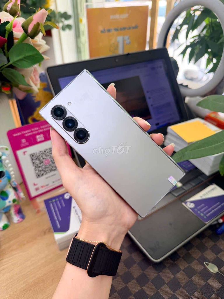 Samsung ZFold 6 5G 12GB/512GB Bạc. Mua bán Điện thoại tại Quận Bình Thạnh Tp Hồ Chí Minh được đăng bởi Minh phương hình 1